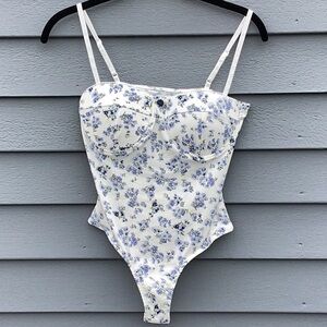 NWT Forever 21 Blue Floral Thong Bodysuit Medium
